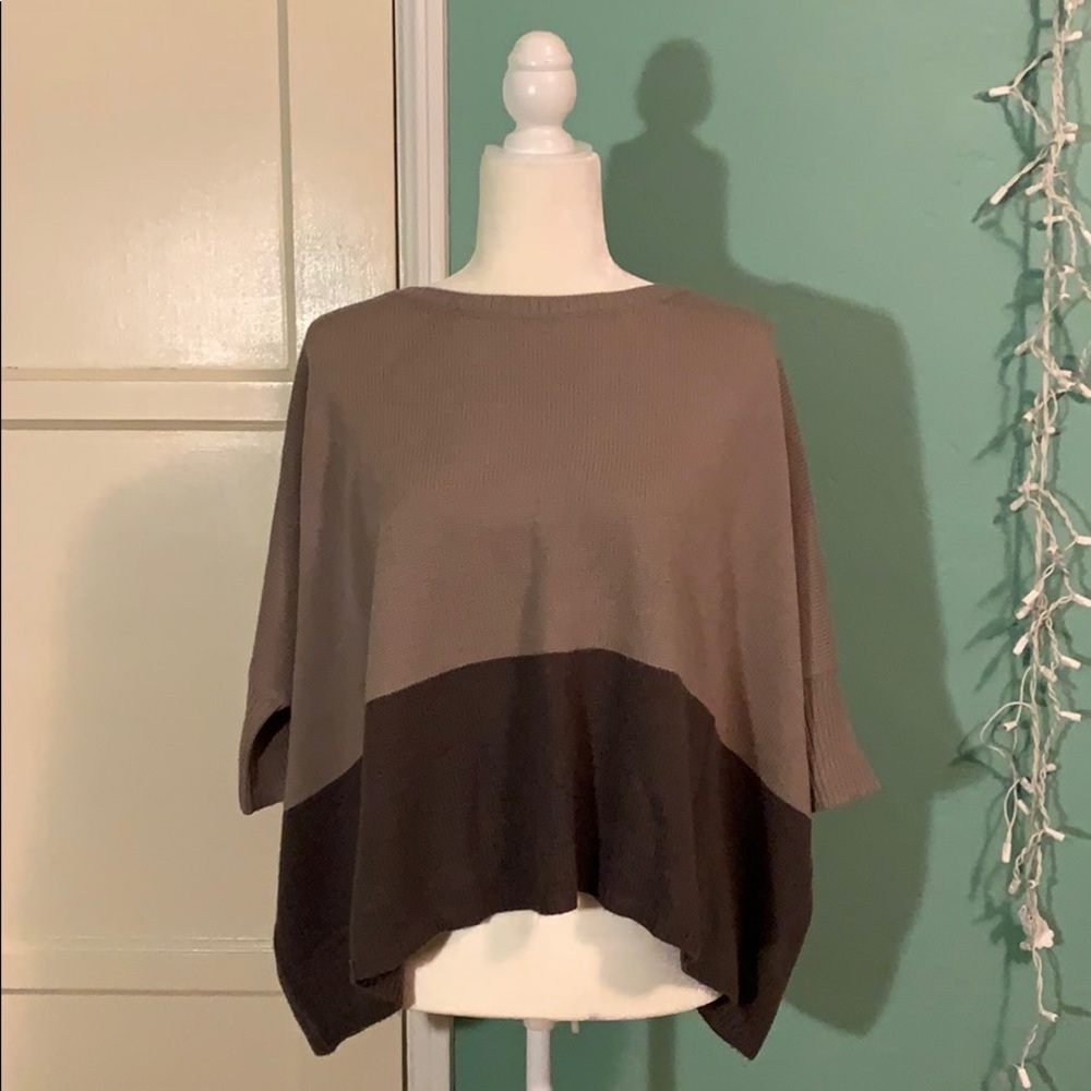 Two-Toned Oversized Knit Sweater - Brown